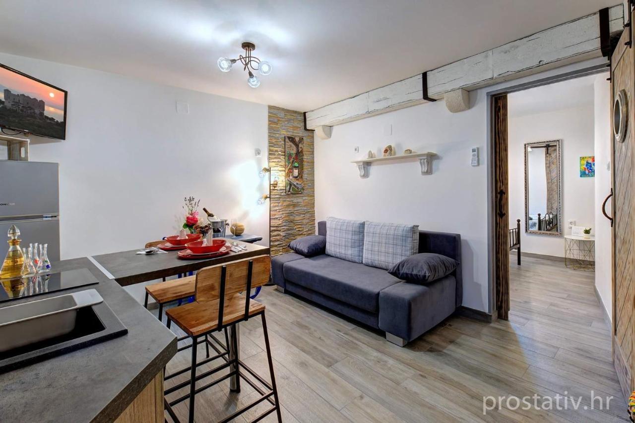 Apartmani Frankopan 1 Сен Екстериор снимка