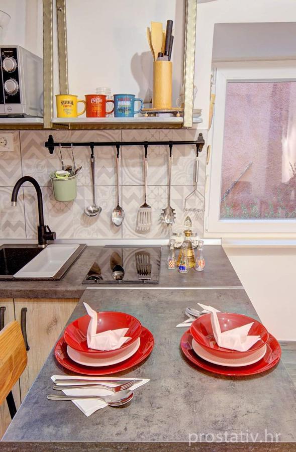 Apartmani Frankopan 1 Сен Екстериор снимка